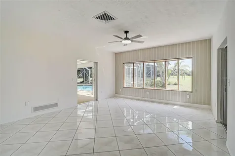 3215 Pine Valley Drive Sarasota FL 34239