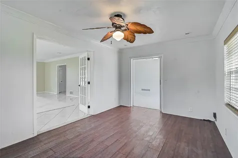 3215 Pine Valley Drive Sarasota FL 34239