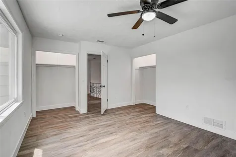 3215 Pine Valley Drive Sarasota FL 34239