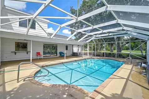 3215 Pine Valley Drive Sarasota FL 34239