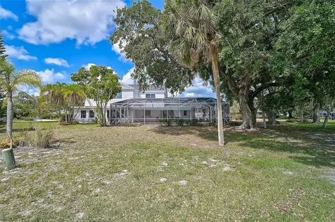 3215 Pine Valley Drive Sarasota FL 34239