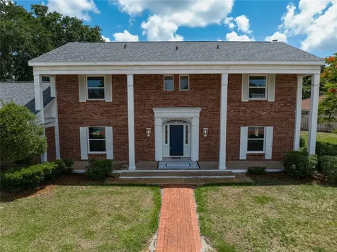 3215 Pine Valley Drive Sarasota FL 34239