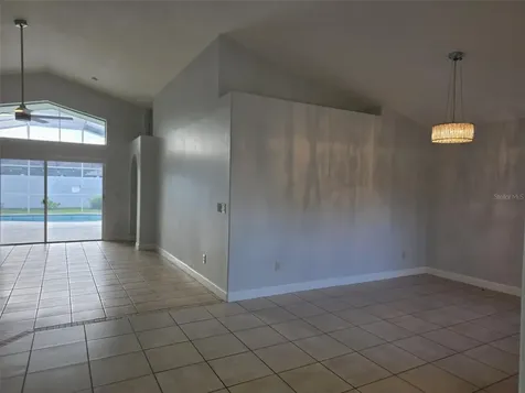 135 S Roma Way Kissimmee FL 34746