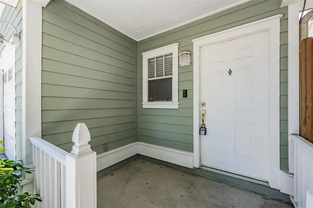 404 S Willow Avenue Tampa FL 33606
