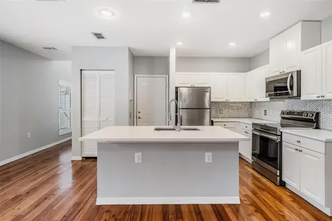 404 S Willow Avenue Tampa FL 33606