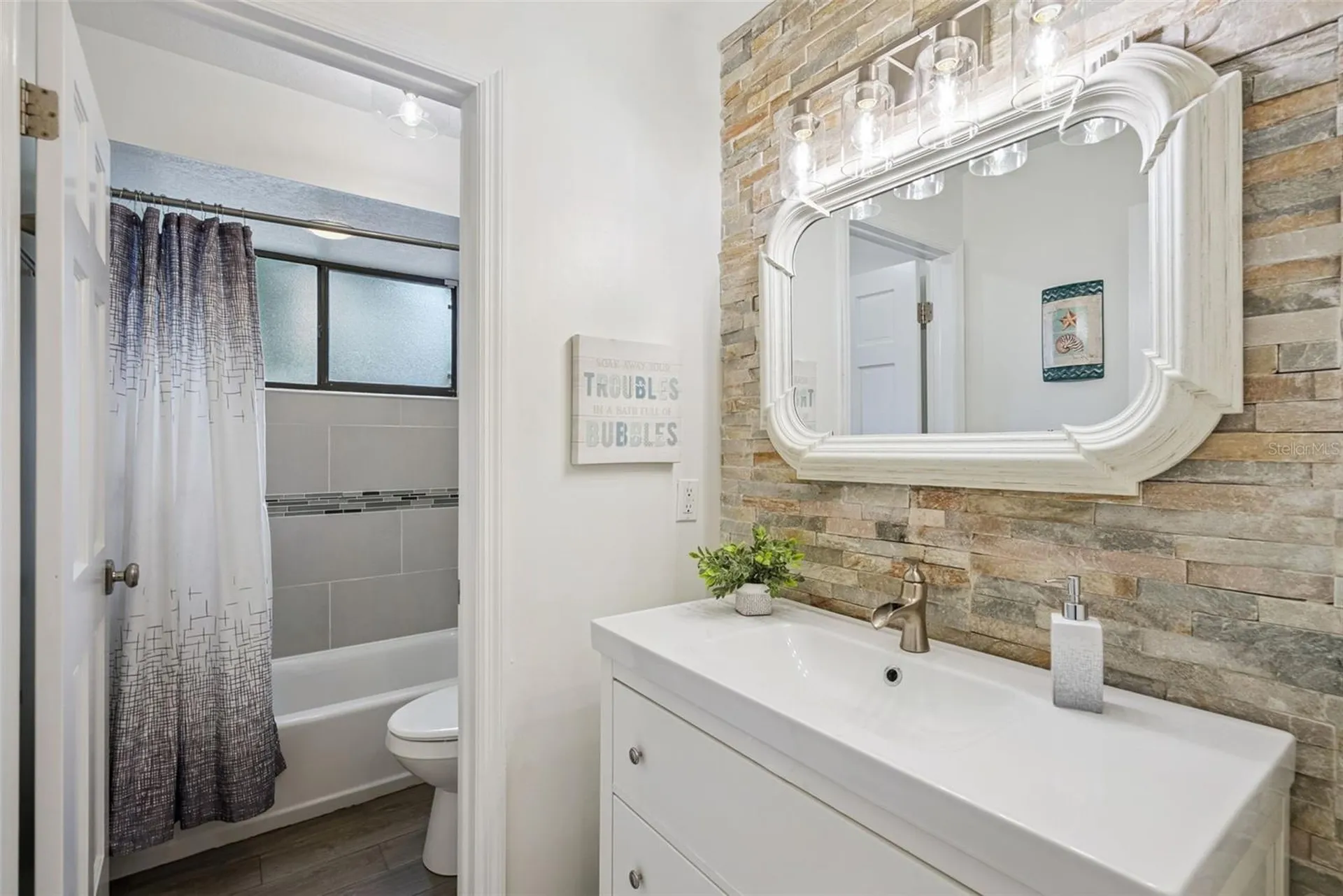 4662 Tiffany Woods Circle Oviedo FL 32765
