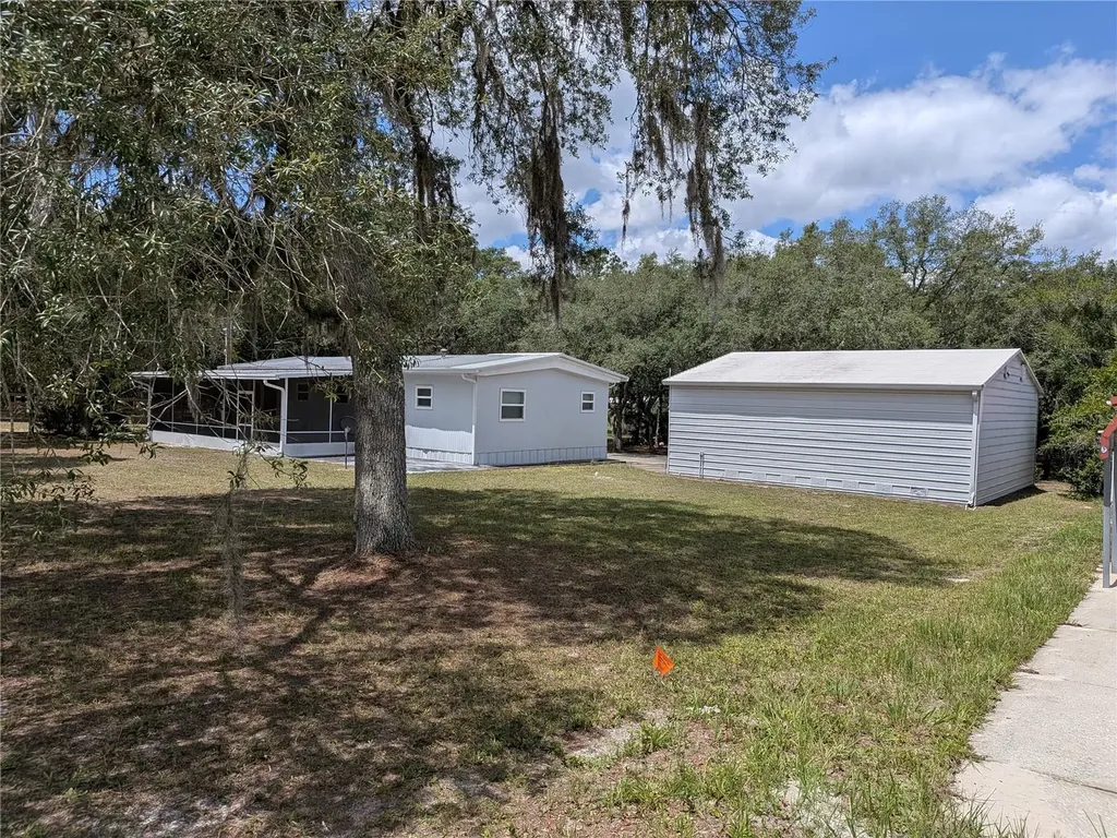 44931 2nd Street Deland FL 32720