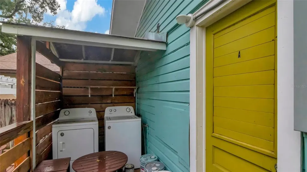 1466 Laura Street Clearwater FL 33755