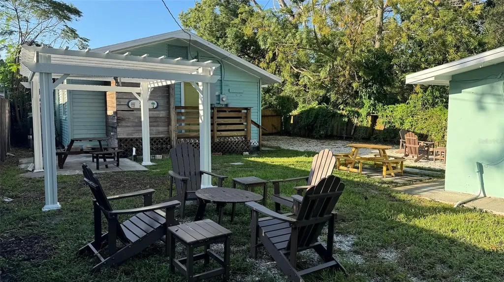 1466 Laura Street Clearwater FL 33755