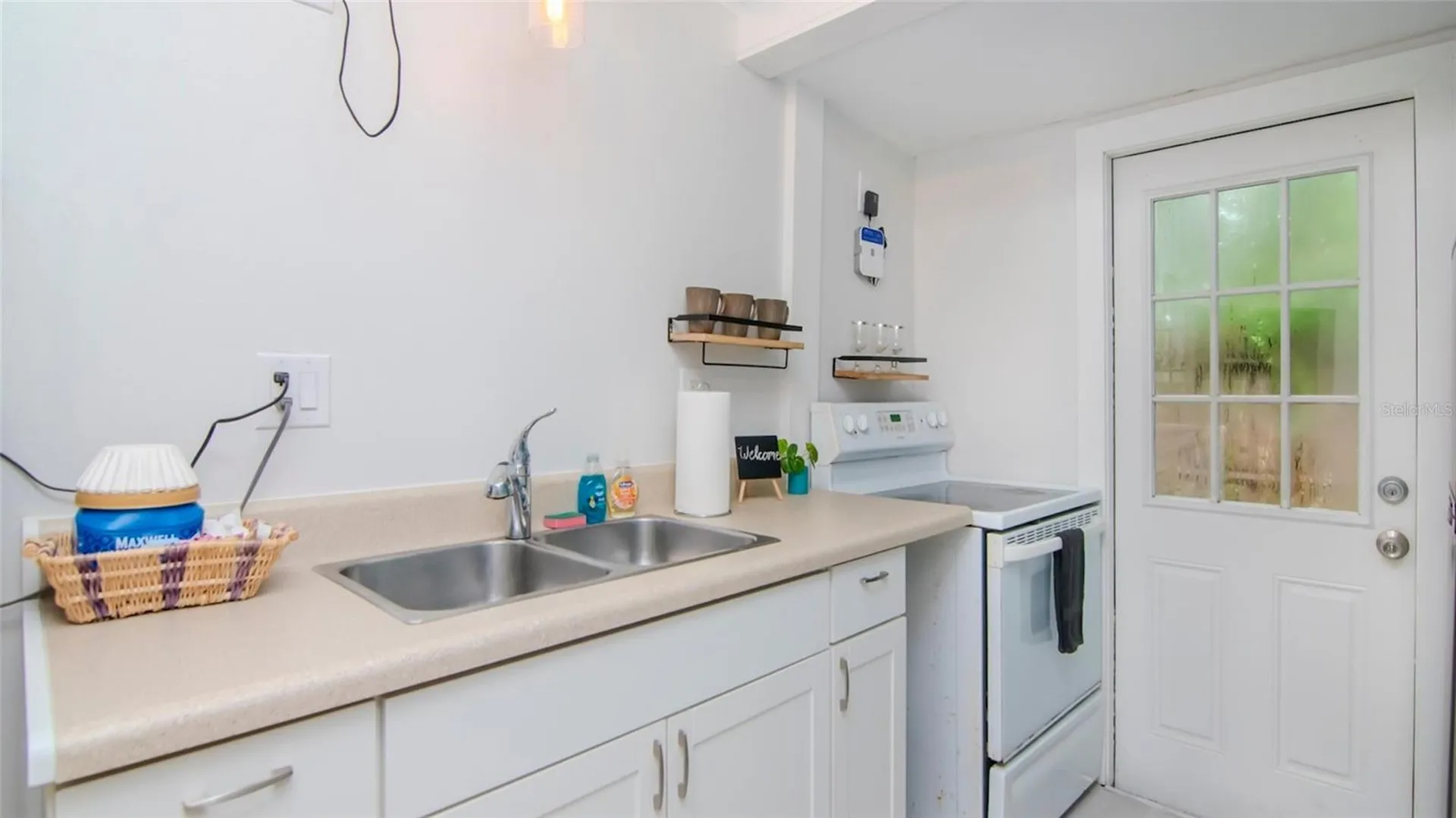 1466 Laura Street Clearwater FL 33755