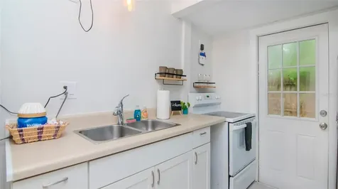 1466 Laura Street Clearwater FL 33755