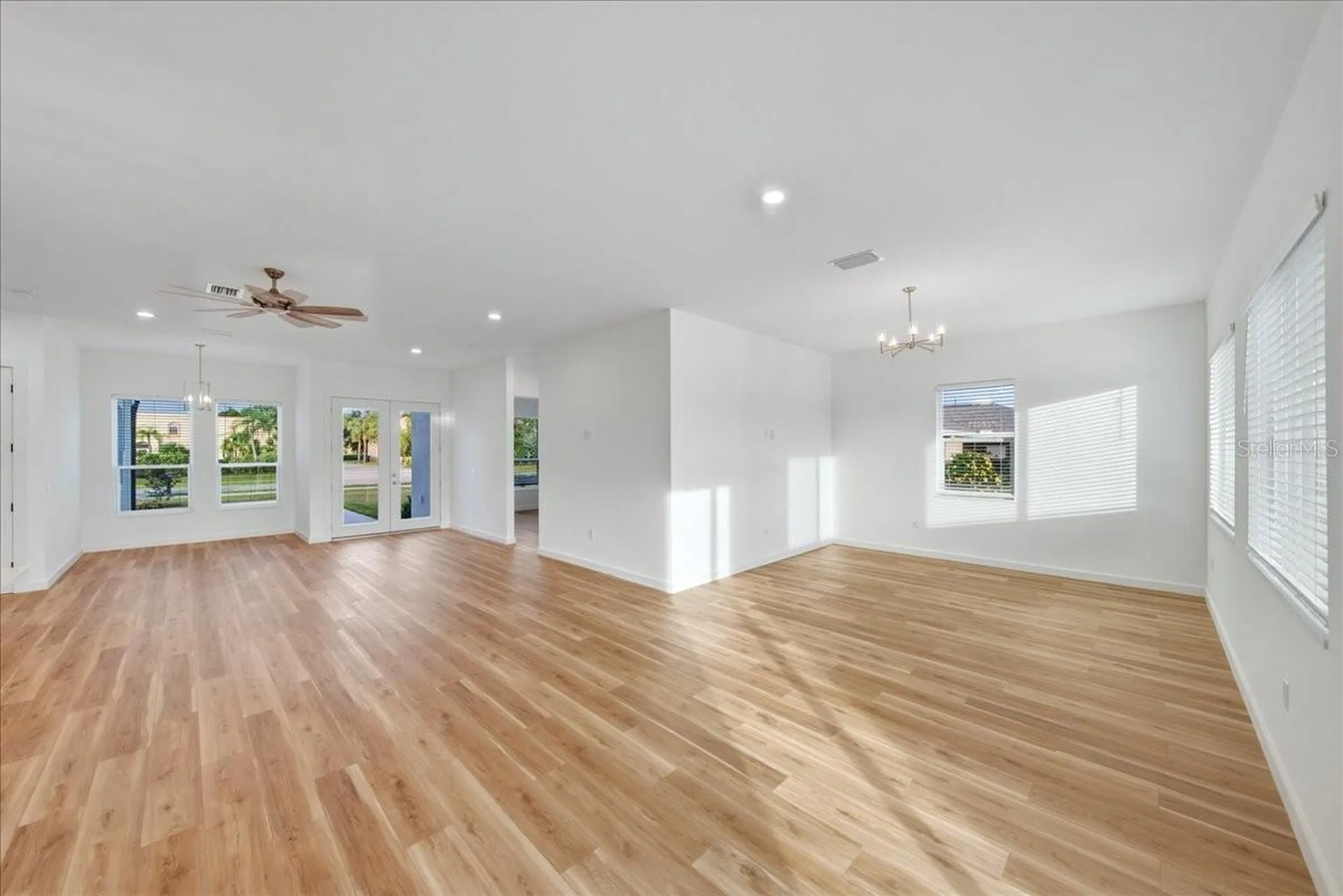 1215 Rio De Janeiro Avenue Punta Gorda FL 33983