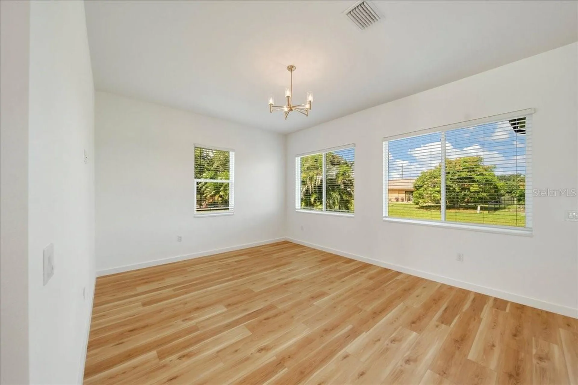 1215 Rio De Janeiro Avenue Punta Gorda FL 33983