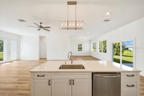 1215 Rio De Janeiro Avenue Punta Gorda FL 33983