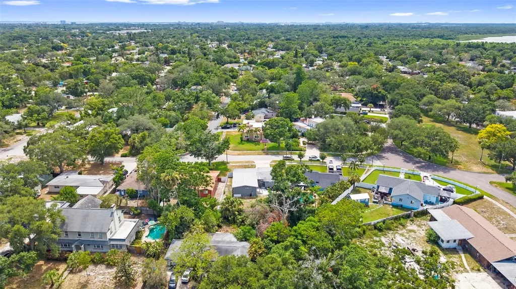 4832 5th Street S St Petersburg FL 33705