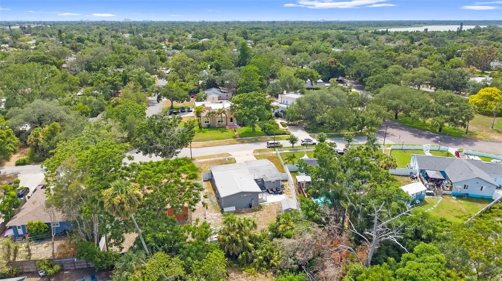 4832 5th Street S St Petersburg FL 33705