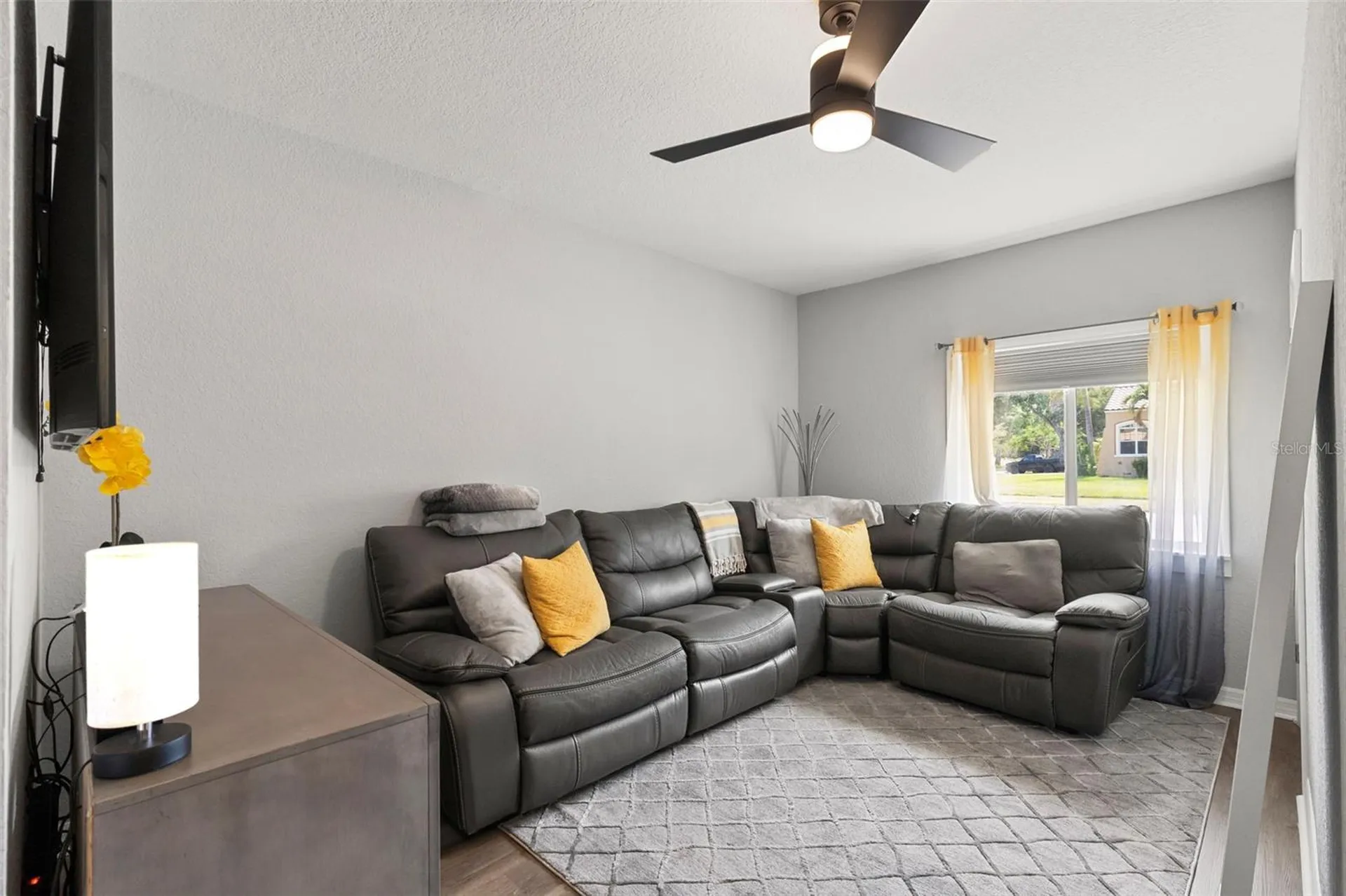 4832 5th Street S St Petersburg FL 33705