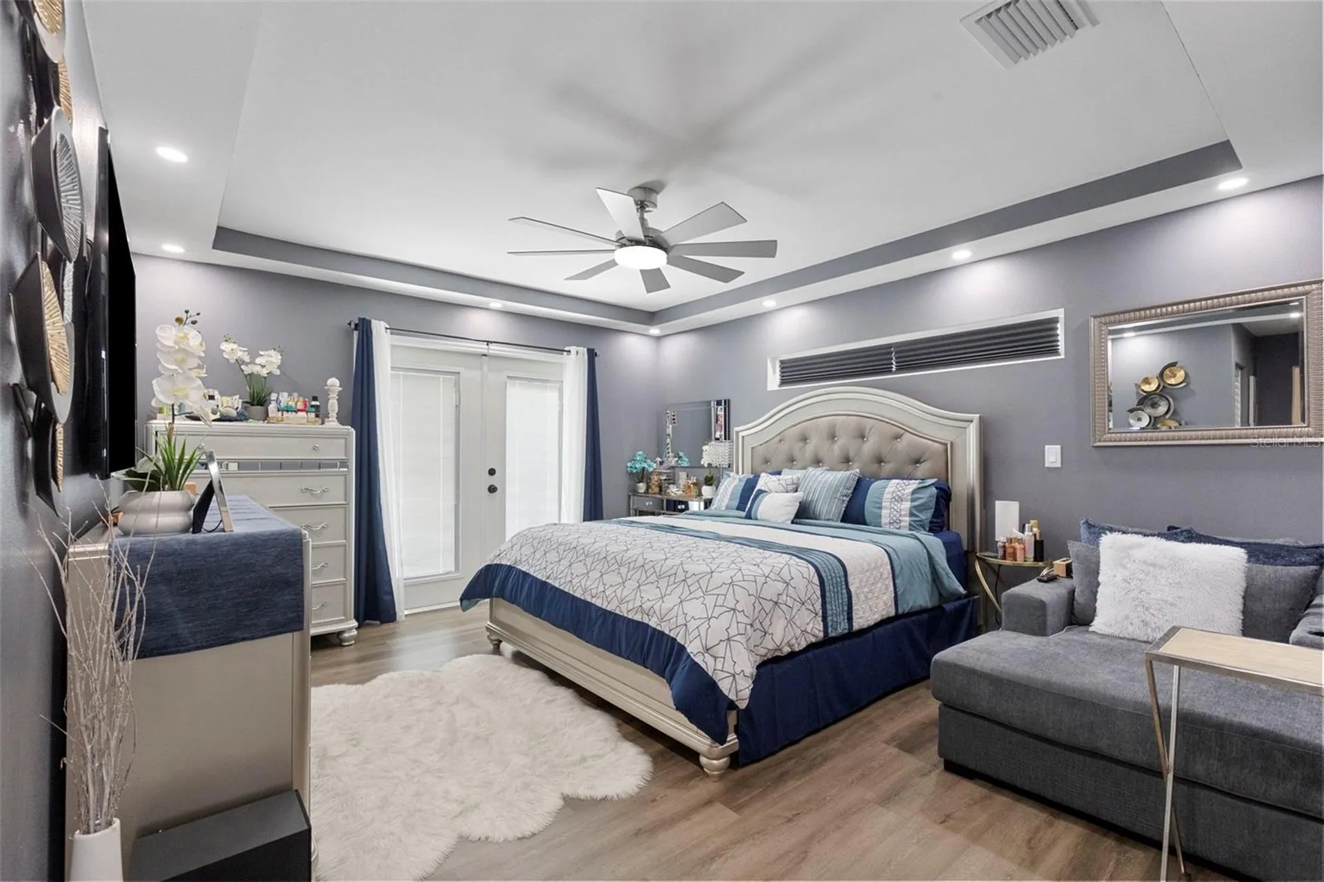 4832 5th Street S St Petersburg FL 33705