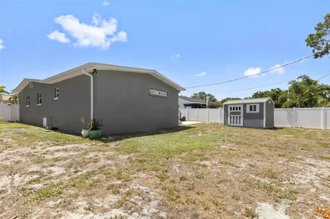 4832 5th Street S St Petersburg FL 33705