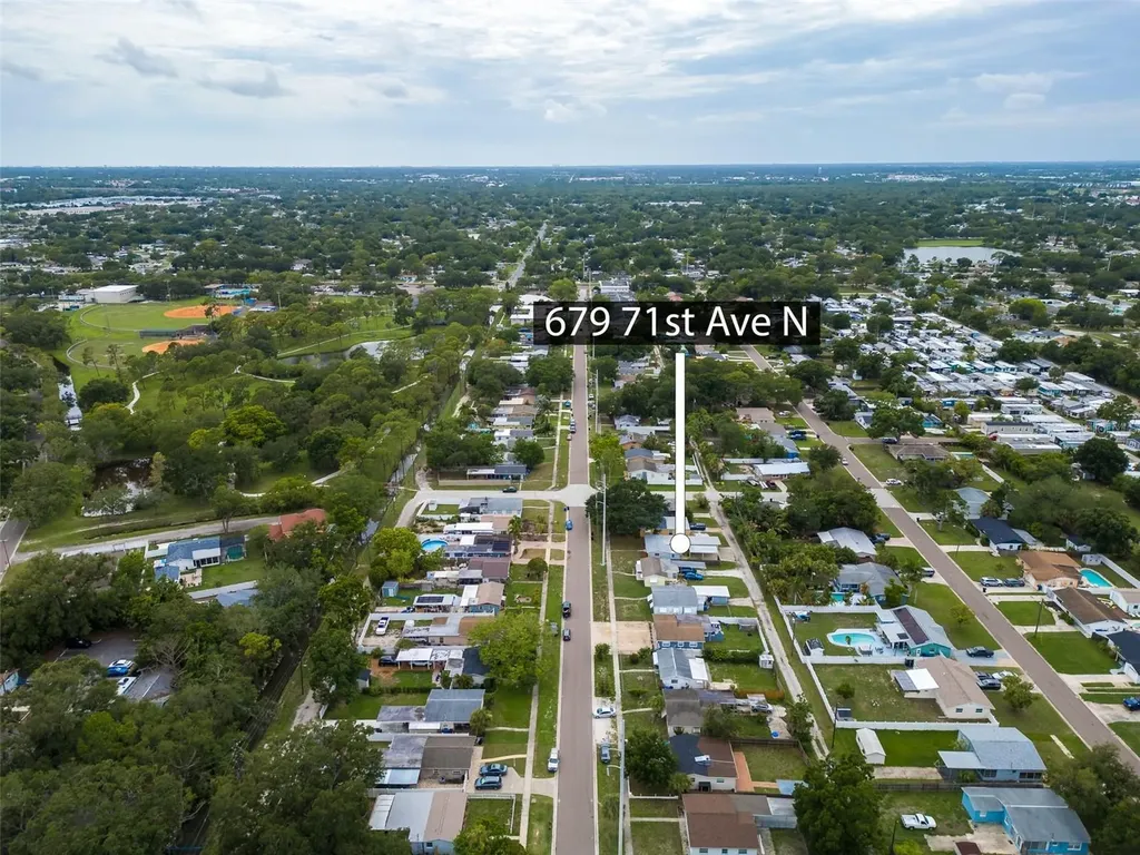 679 71st Ave North Avenue N St Petersburg FL 33702
