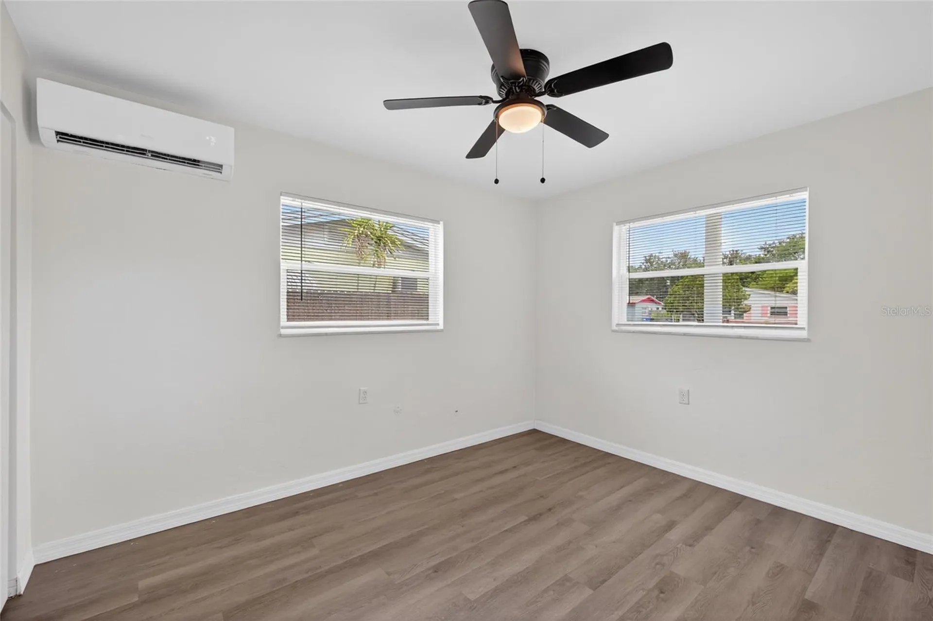 679 71st Ave North Avenue N St Petersburg FL 33702