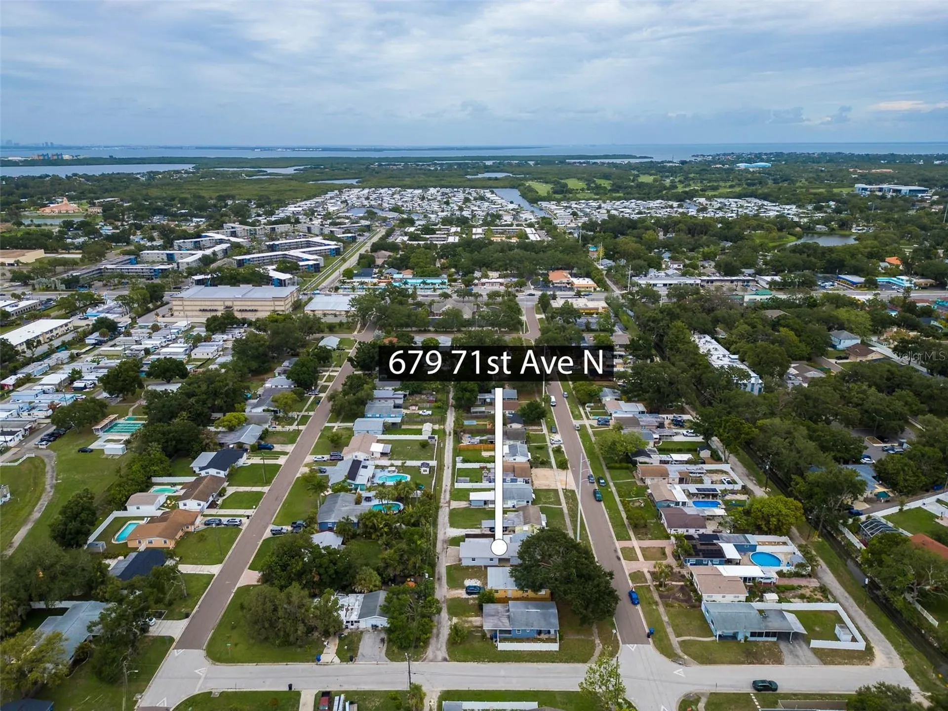 679 71st Ave North Avenue N St Petersburg FL 33702