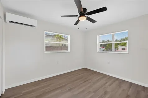 679 71st Ave North Avenue N St Petersburg FL 33702