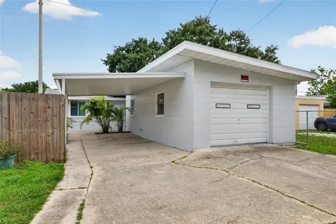 679 71st Ave North Avenue N St Petersburg FL 33702