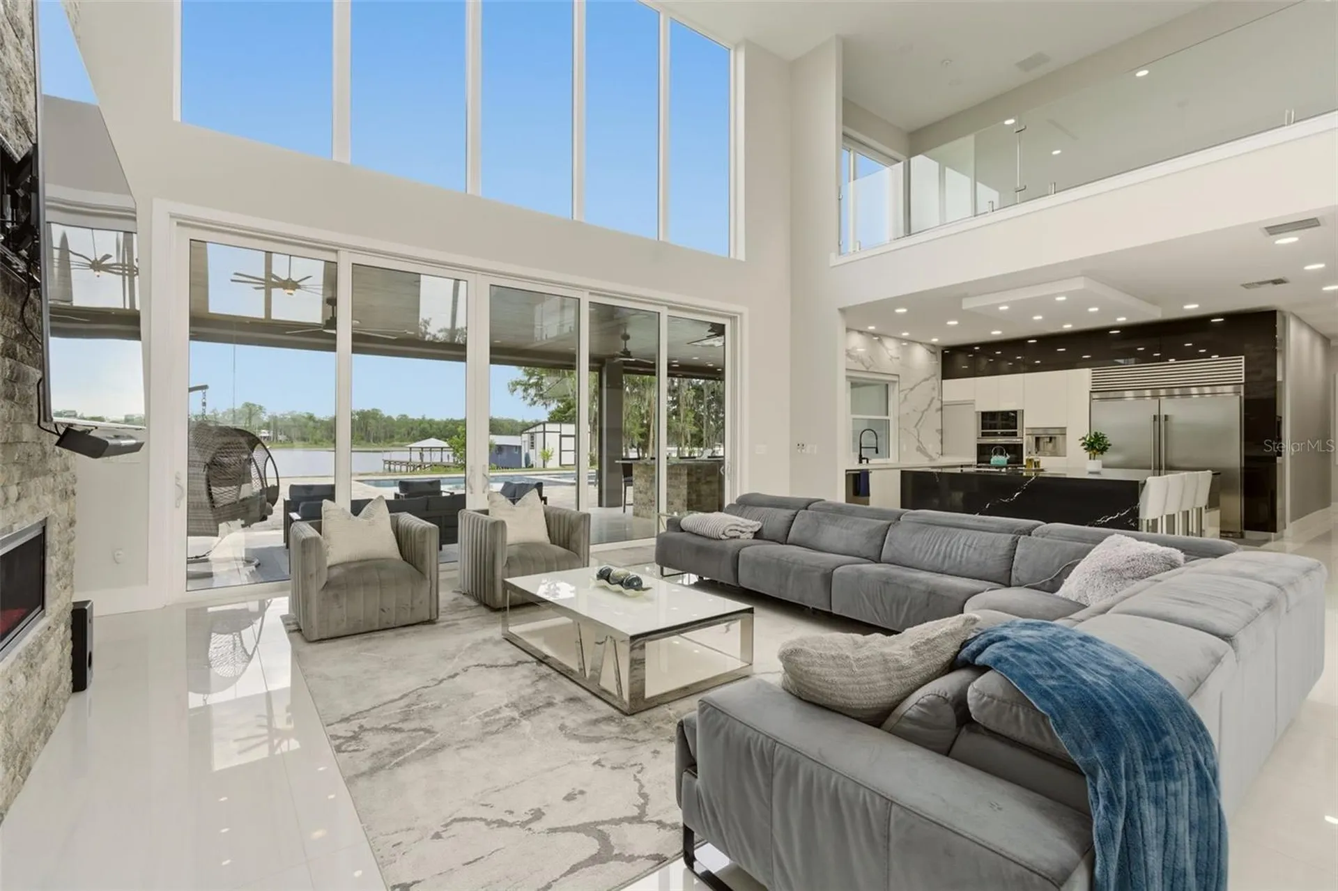 9889 Lake Georgia Drive Orlando FL 32817