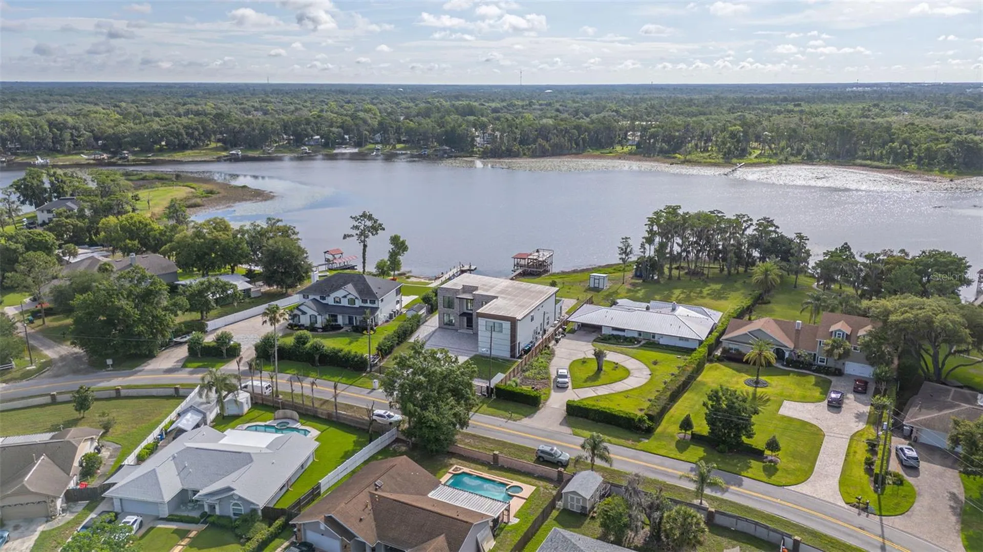 9889 Lake Georgia Drive Orlando FL 32817
