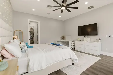 9889 Lake Georgia Drive Orlando FL 32817