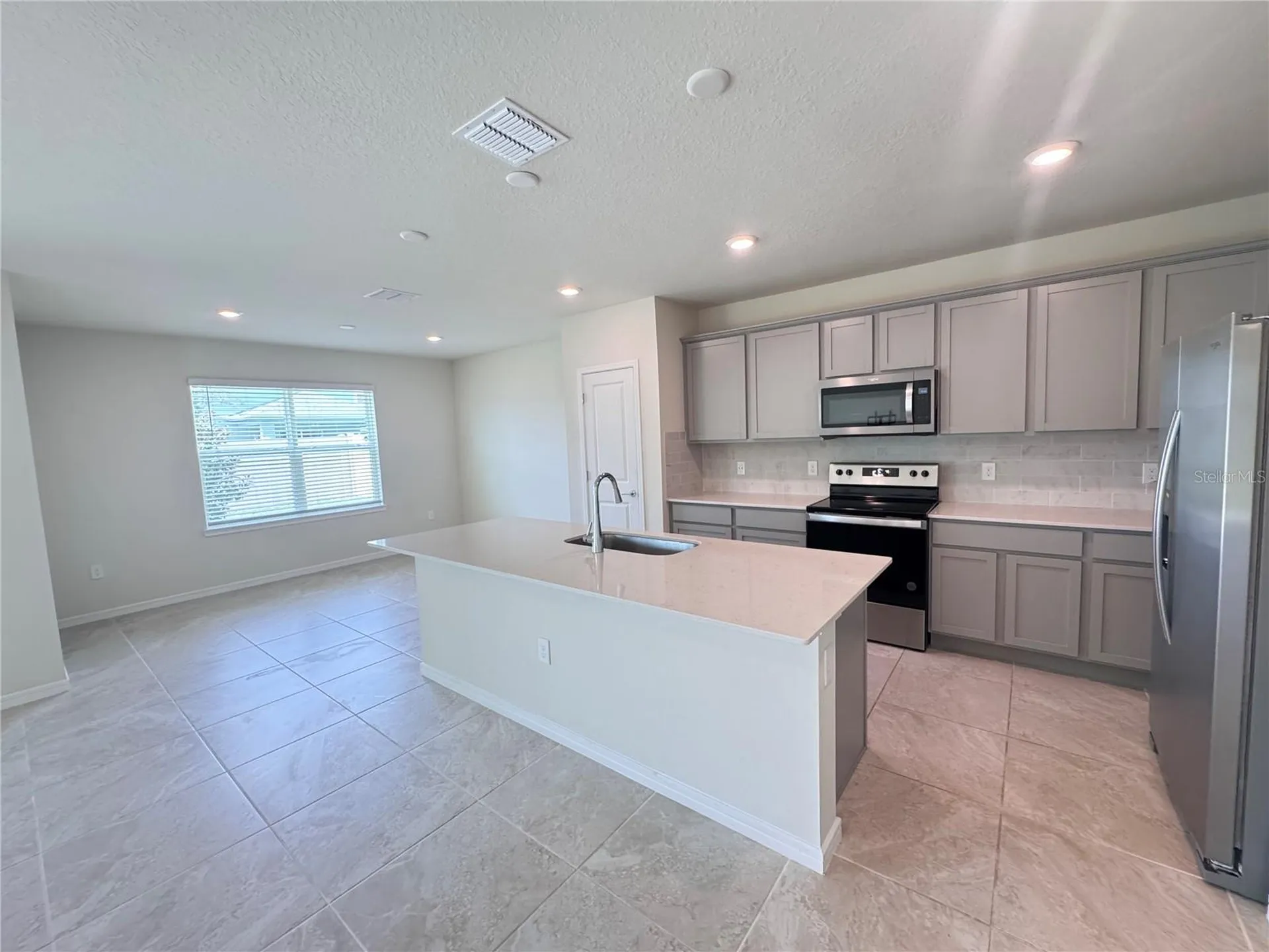 2003 Alluring Lane Davenport FL 33896