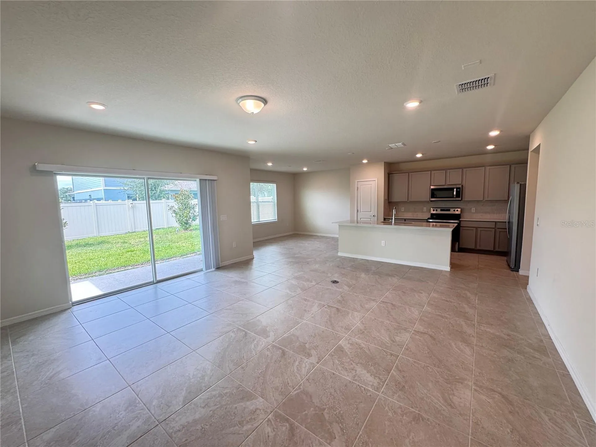 2003 Alluring Lane Davenport FL 33896