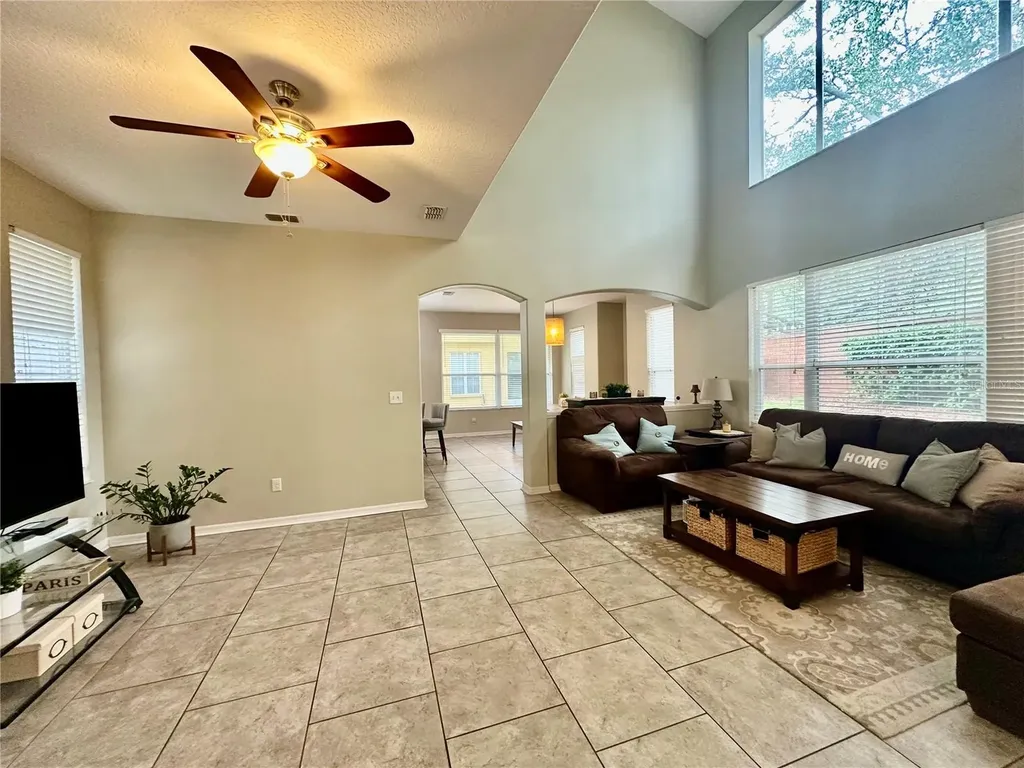 12014 Deacons Croft Lane Tampa FL 33626