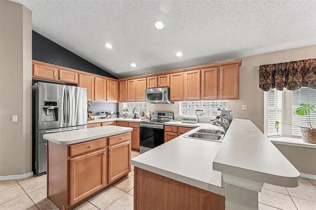 8376 Lake Amhurst Trail Orlando FL 32829
