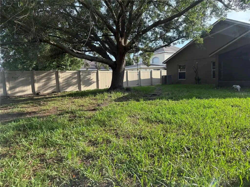 8376 Lake Amhurst Trail Orlando FL 32829