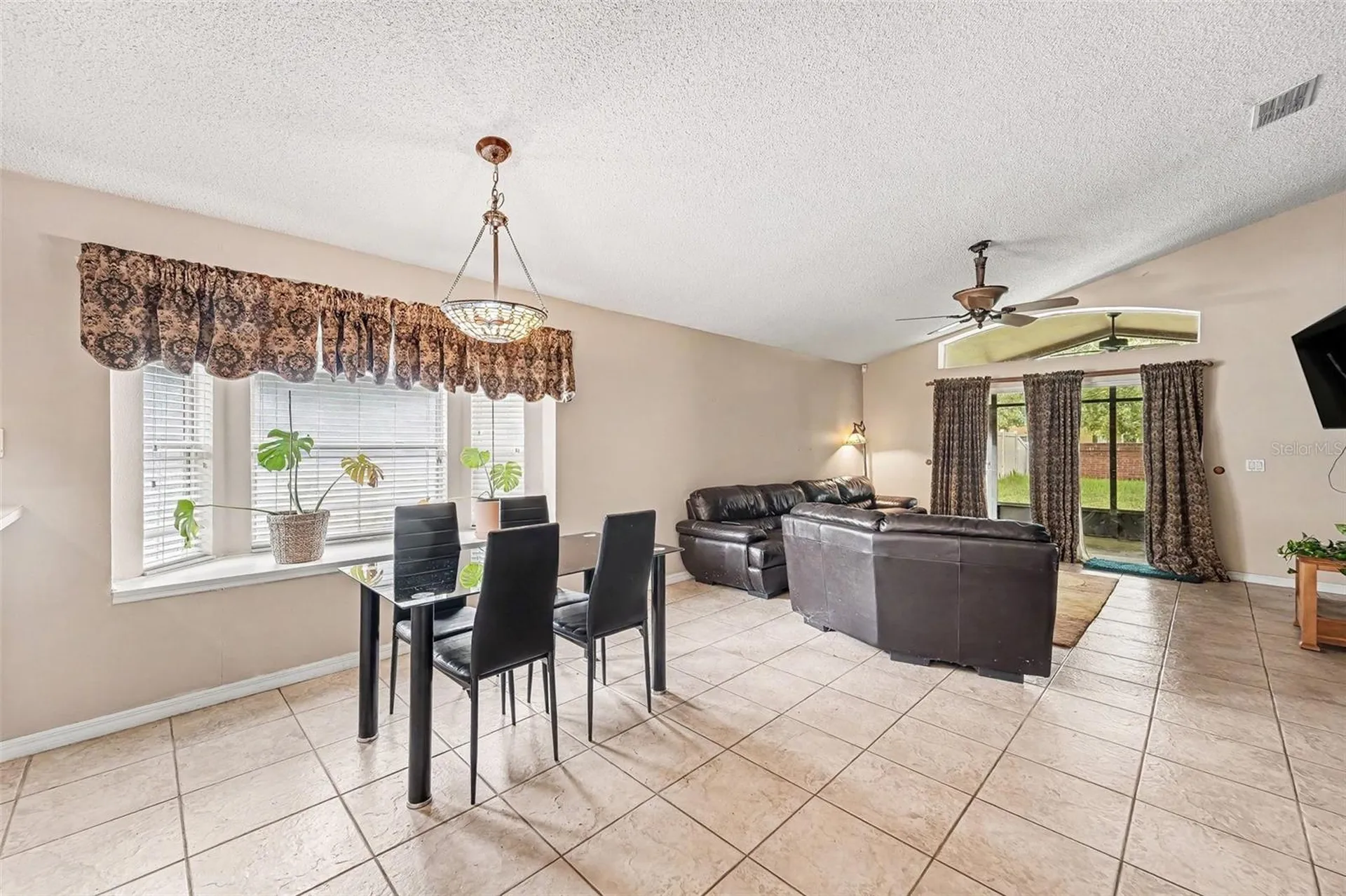 8376 Lake Amhurst Trail Orlando FL 32829