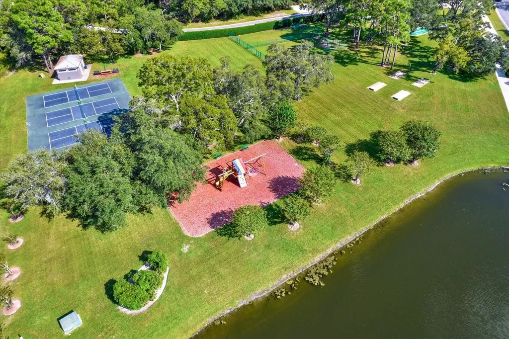 9234 Grand Cypress Drive Weeki Wachee FL 34613