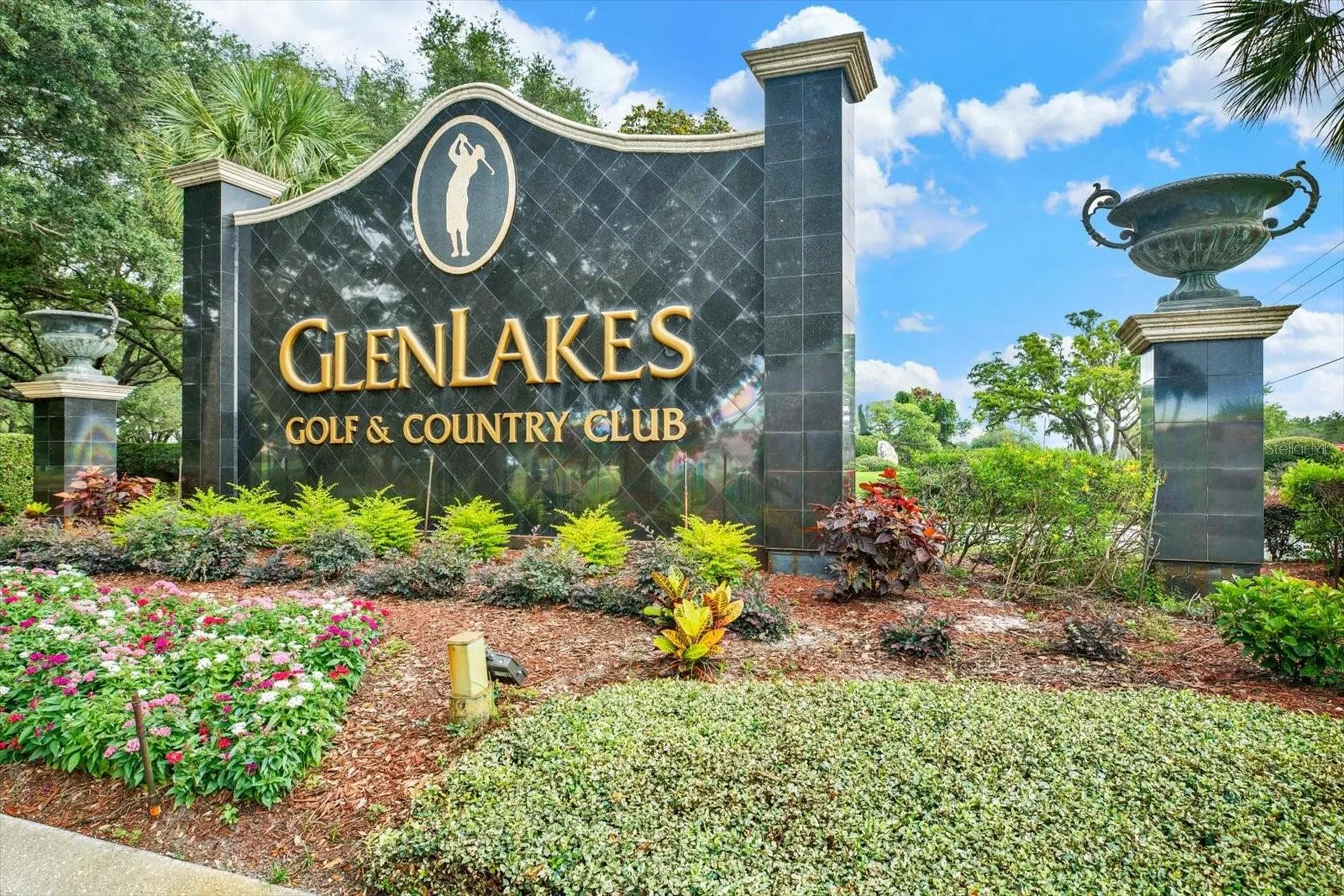 9234 Grand Cypress Drive Weeki Wachee FL 34613