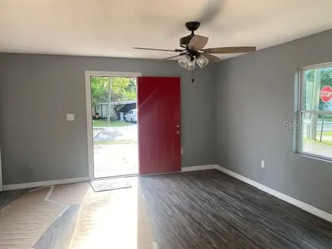 6246-6248 20th Street Zephyrhills FL 33542