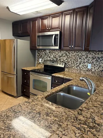 7511 Seurat Street Orlando FL 32819