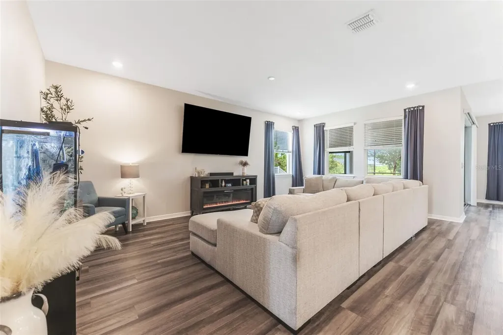 34315 Radley Way Wesley Chapel FL 33545