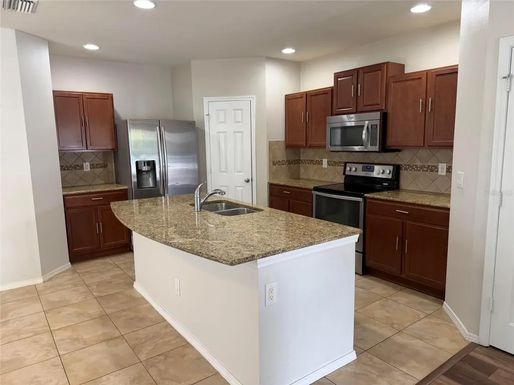 4723 Somerset Hill Lane Riverview FL 33578