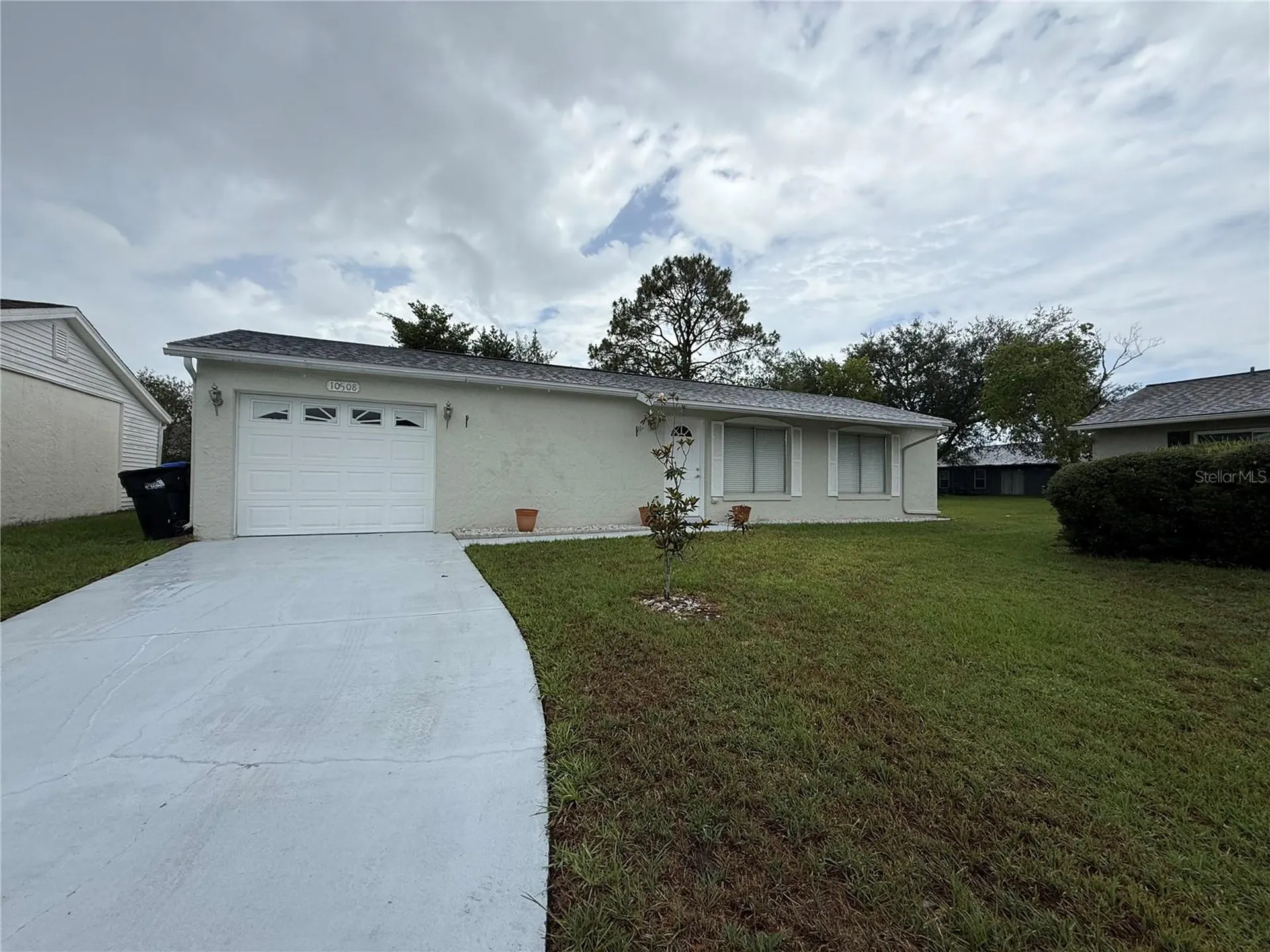 10508 Linger Lane Orlando FL 32821