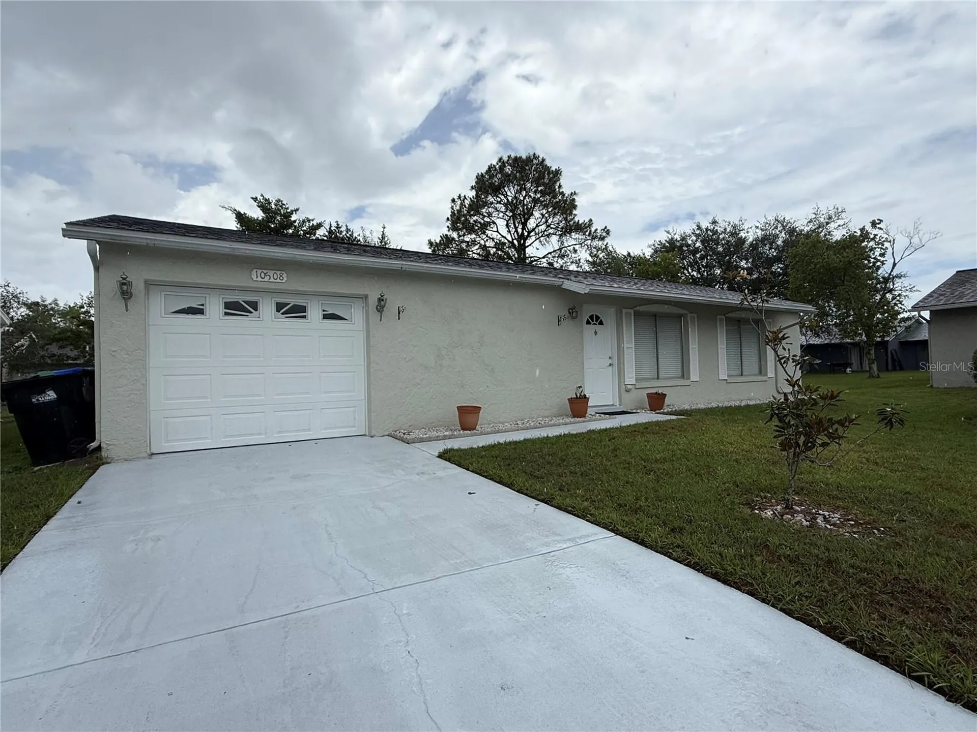 10508 Linger Lane Orlando FL 32821