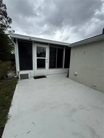 10508 Linger Lane Orlando FL 32821