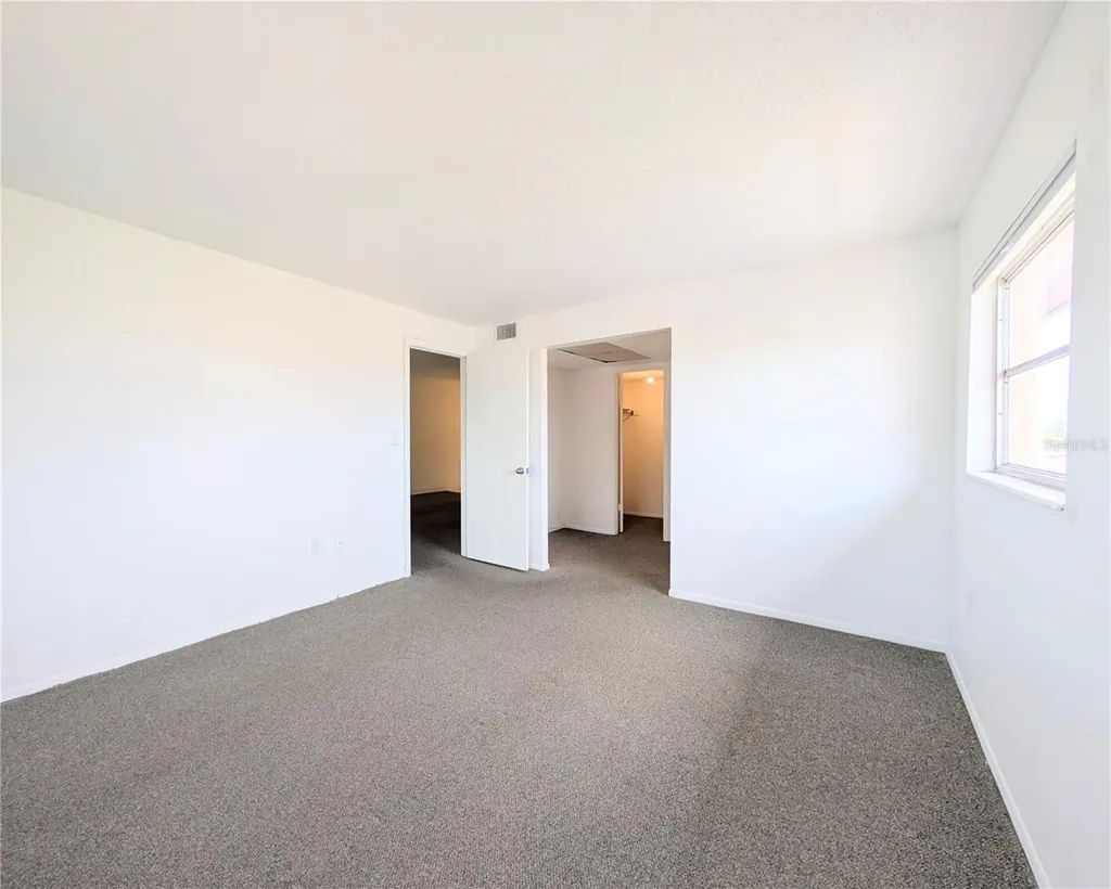 4129 Lake Bayshore Drive Bradenton FL 34205