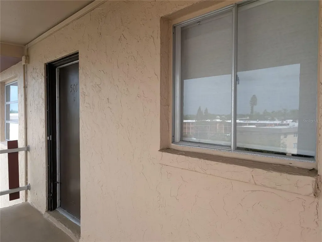 4129 Lake Bayshore Drive Bradenton FL 34205