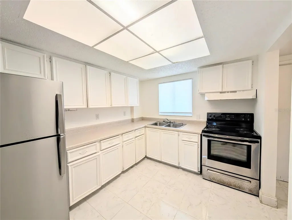 4129 Lake Bayshore Drive Bradenton FL 34205