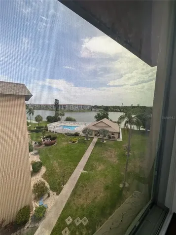 4129 Lake Bayshore Drive Bradenton FL 34205